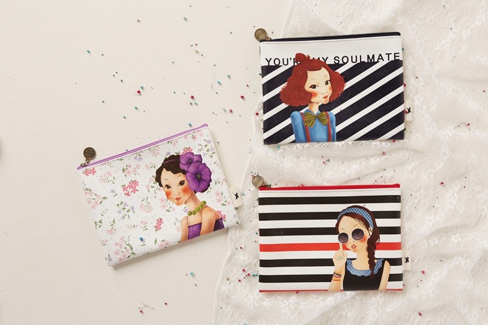 Grandes trousses Coréennes Mini Clutch 2