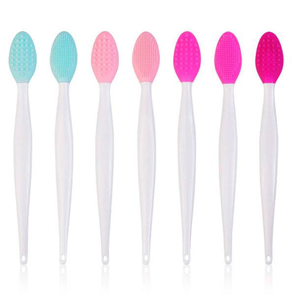 Brosse nettoyante & massante anti points noirs